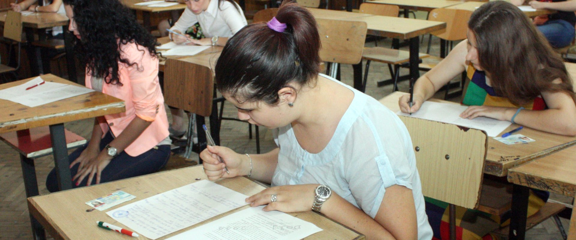 Rezultate Bac simulare: Peste 700.000 de elevi, evaluați în toată România