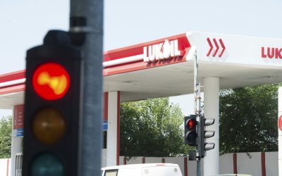 Lukoil: Sancțiunile americane amânate din nou pentru benzinăriile din România și Europa