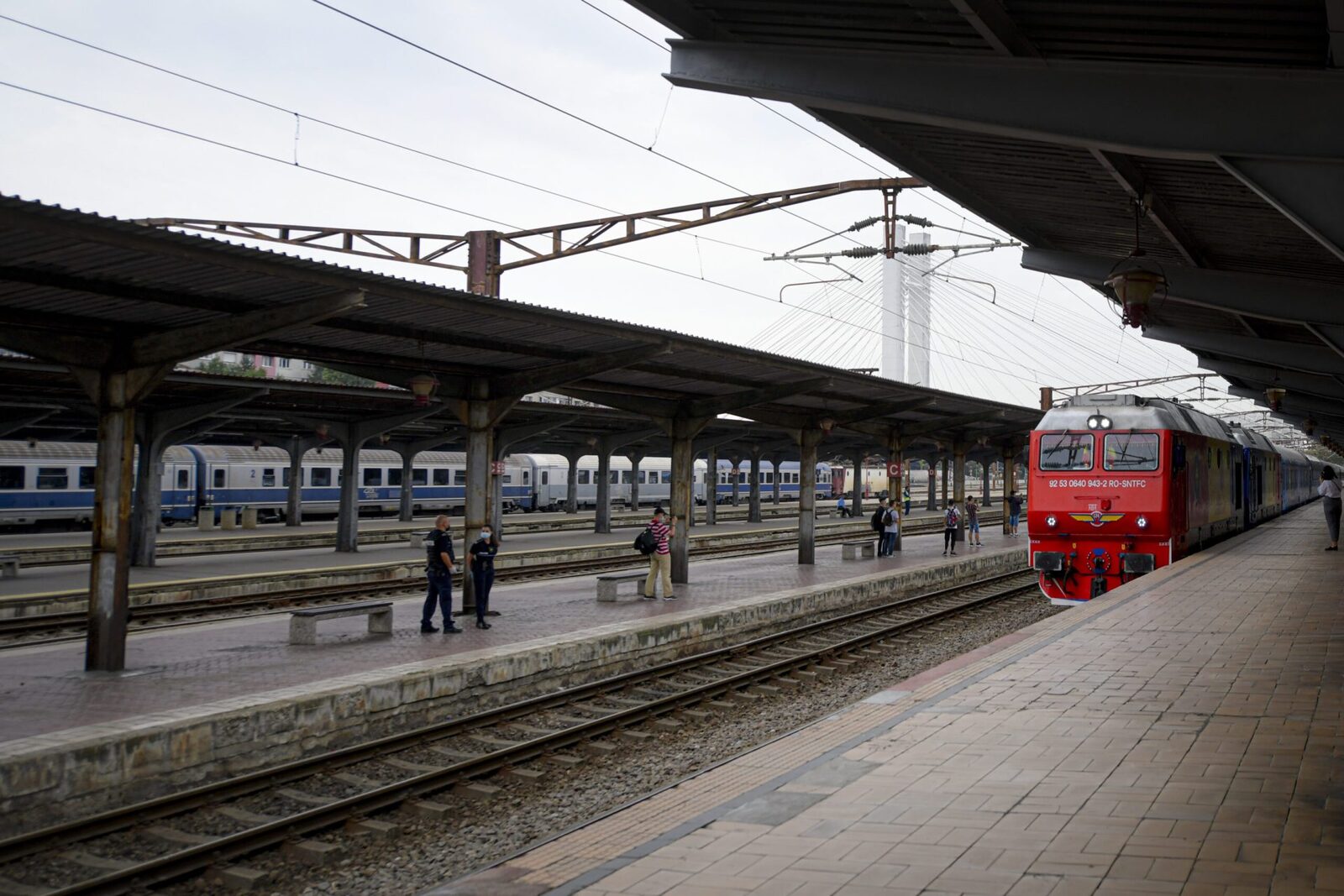 Trenurile blocate: Circulație dată peste cap între București Nord și Chitila