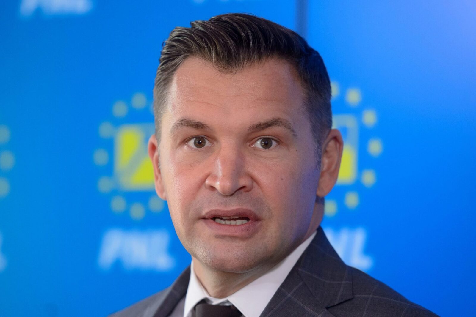 Orban, „pionul” lui Putin la pământ: Stroe, reacție acidă după eșecul din UE