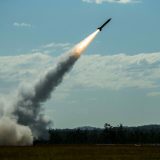 Avertisment de la AMERICANI: Europa, pregătește-te de întârzieri la livrarea de arme!