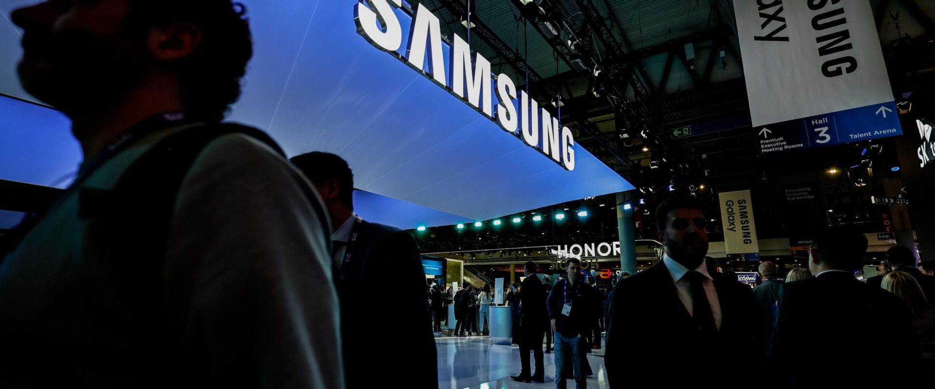 Samsung abandonează aplicația de mesaje: Ce se întâmplă cu utilizatorii?