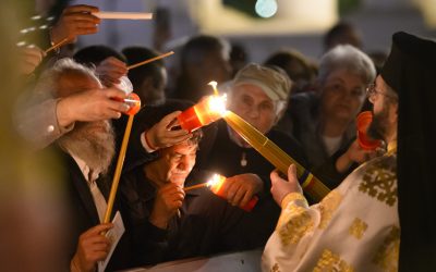 Slujba de Înviere la Patriarhie: Mii de credincioși celebrează Învierea Domnului