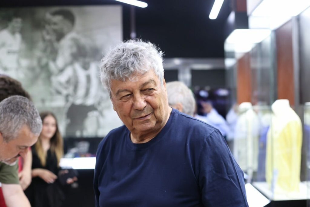 Bolojan, omagiu pentru Mircea Lucescu: „Mulțumim pentru momentele speciale!”