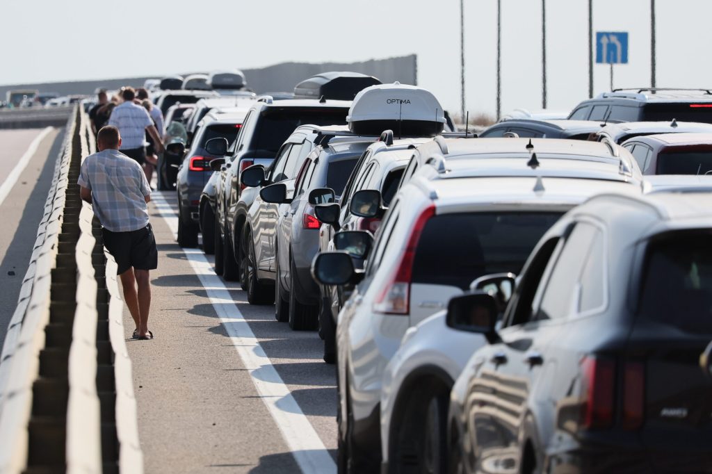 Rovinieta, blocată de-o pană de curent: Haos pe șoselele din România