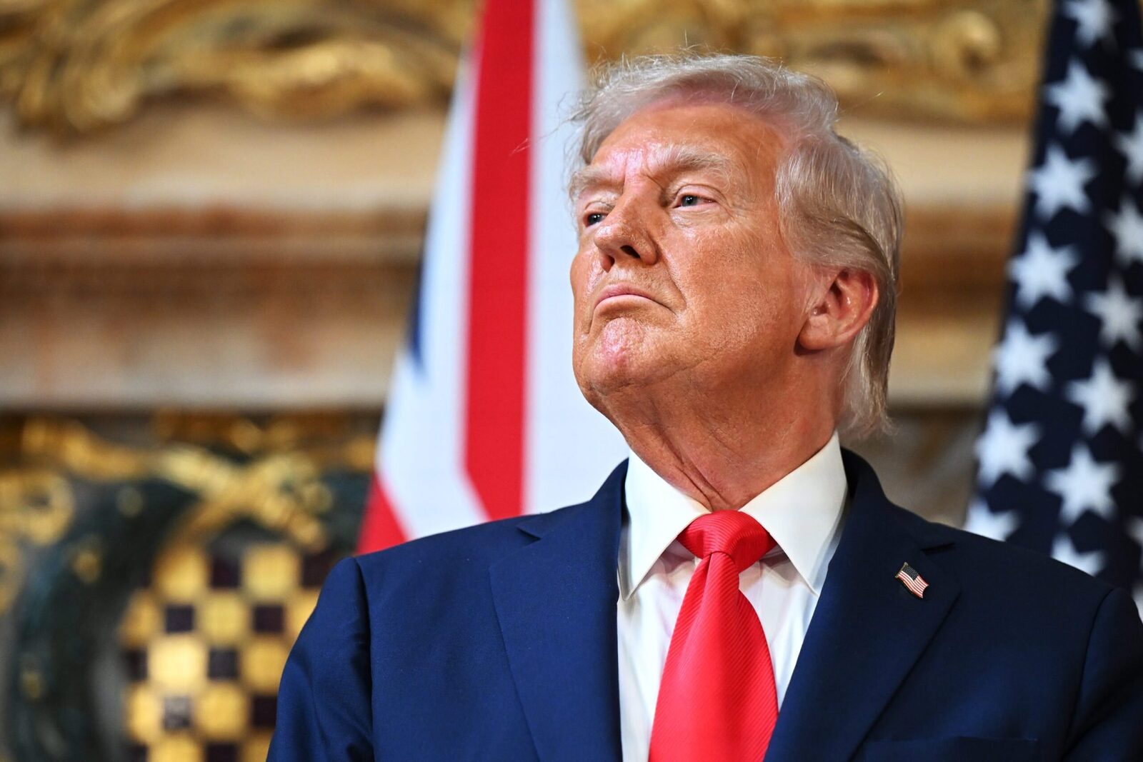 Trump, sfidător, nu-și cere scuze Papei Leon