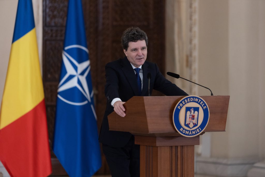 Nicușor Dan vrea tehnocrați șefi la servicii: Schimbări majore în plan