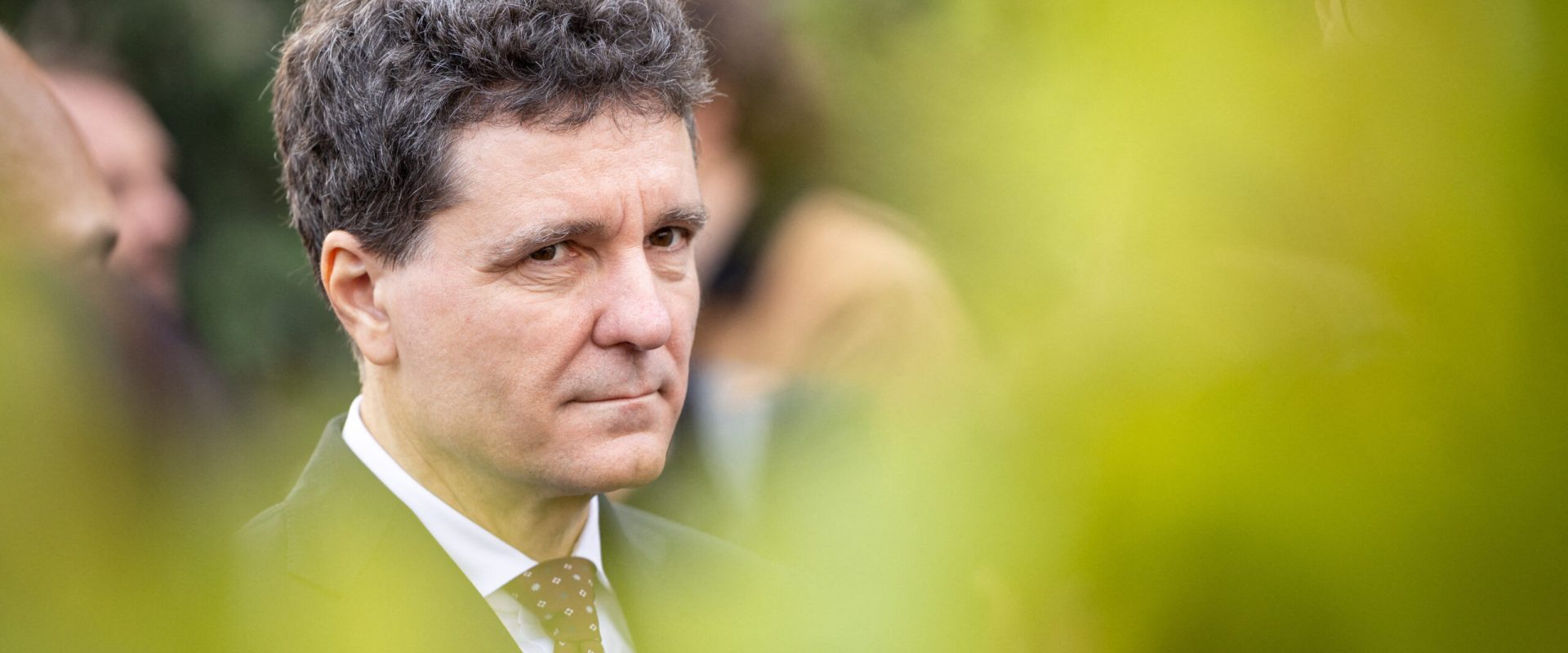 Nicușor Dan, după „fotografiile trucate”: Cine a plătit, întrebarea cheie