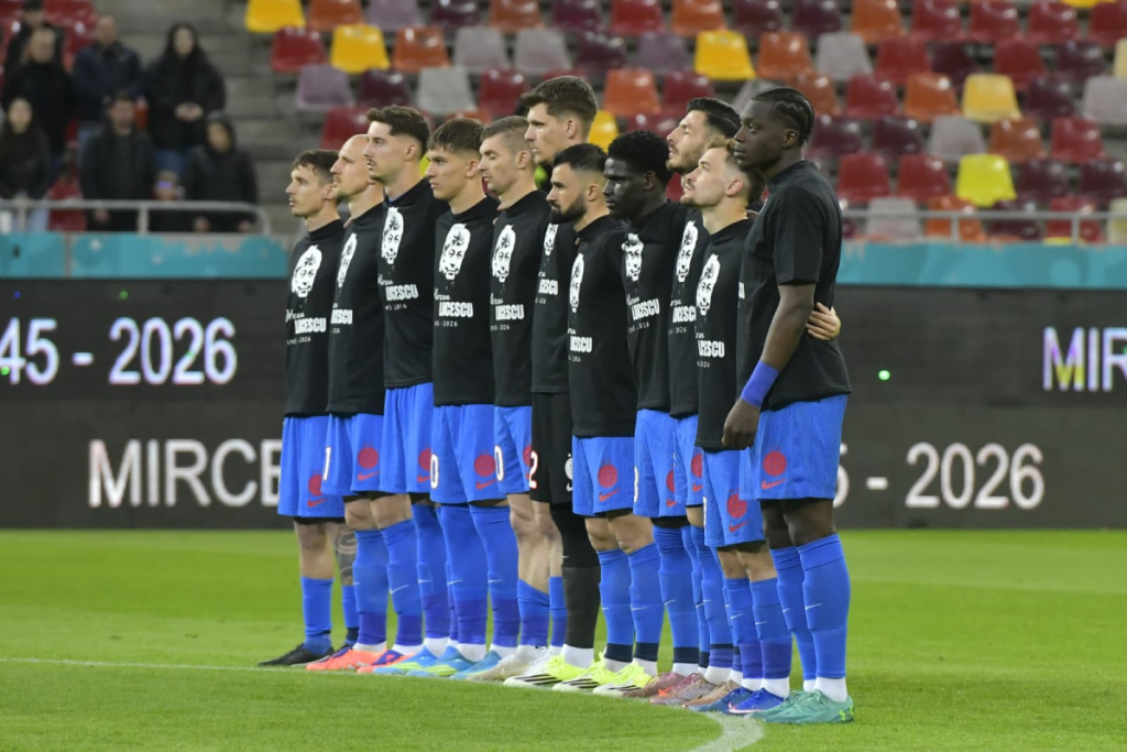 Mesaj emoționant din partea fanilor FCSB pentru Mircea Lucescu