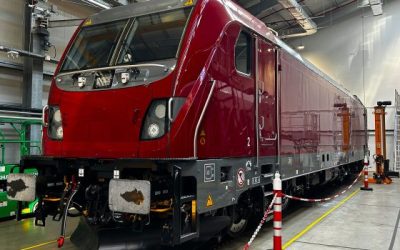 Alstom livrează arf: Locomotiva record, care sparge bariera de 200 km/h