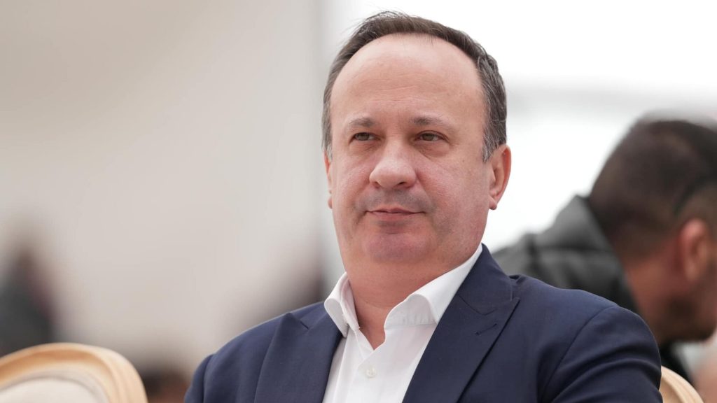 PSD amenință cu ieșirea de la guvernare: Câciu îl atacă dur pe „incompetent”