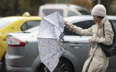 Alertă meteo pentru toată țara: ploi, vânt puternic, grindină și ninsori. Cum va fi vremea în București