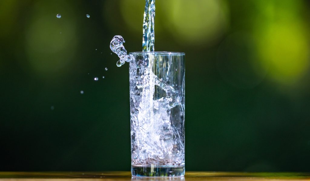 Atenție la apă! Zonele cu risc major pentru sănătate în România