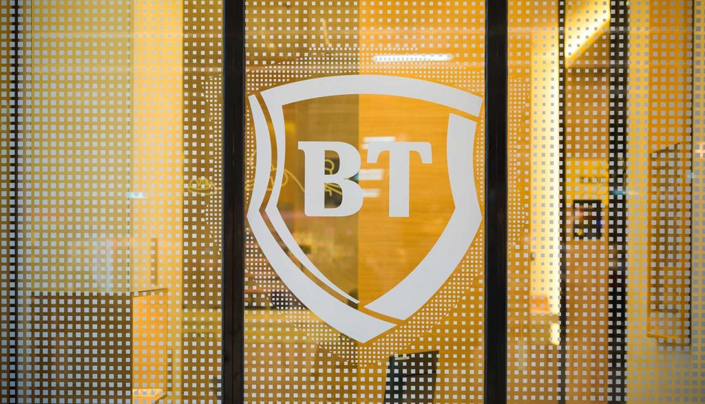 Banca Transilvania a anunțat programul pentru Paștele Ortodox 2026 București – Banca Transilvania (BT), cea mai mare bancă din România, a comunicat programul unităților sale pentru perioada sărbătorilor de Paște Ortodox 2026