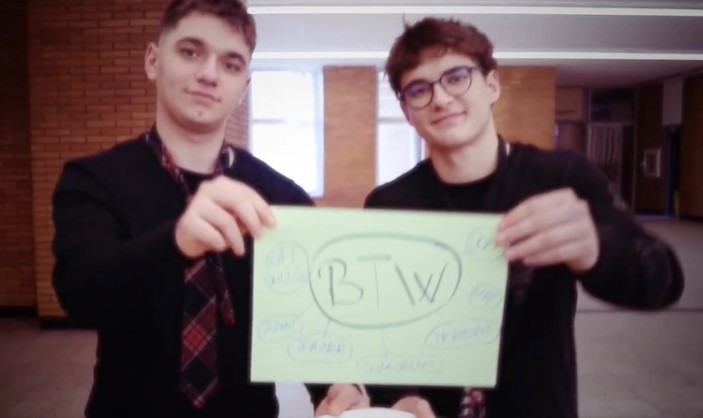 București: Studenții învață de la experți, cursuri acreditate pentru CV-uri