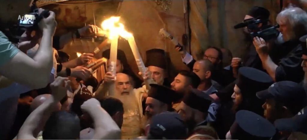 Biserica Sfântului Mormânt din Ierusalim își redeschide porțile după o perioadă de restricții, permițând credincioșilor accesul la ceremonii