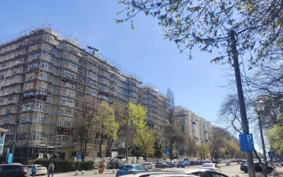 Proprietarii de Apartamente, Direct Responsabili pentru Evidența Locatarilor În contextul urban românesc, unde blocurile de locuințe sunt o prezență constantă, proprietarii de apartamente au o responsabilitate clară: actualizarea permanentă a evidenței persoanelor care locuiesc în imobil