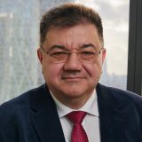 Maioreanu: Războiul din Orient și AI, o pauză tehnică pe agenda globală?