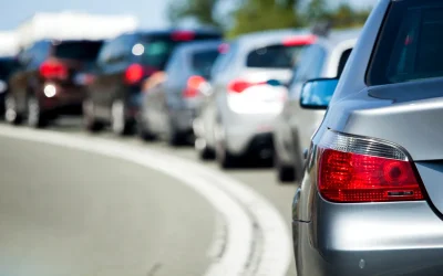 CNAIR anunță restricții de circulație pentru camioane în perioada Paștelui 2026 Pentru a facilita traficul rutier în perioada aglomerată a sărbătorilor pascale, Compania Națională de Administrare a Infrastructurii Rutiere (CNAIR) a instituit restricții de circulație pentru vehiculele de transport marfă cu masa totală maximă autorizată de peste 7,5 tone