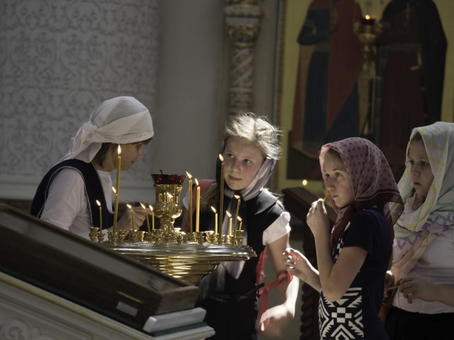 Calendarul Paștelui: Ortodocși vs. Catolici (2027-2036). Diferențe uluitoare