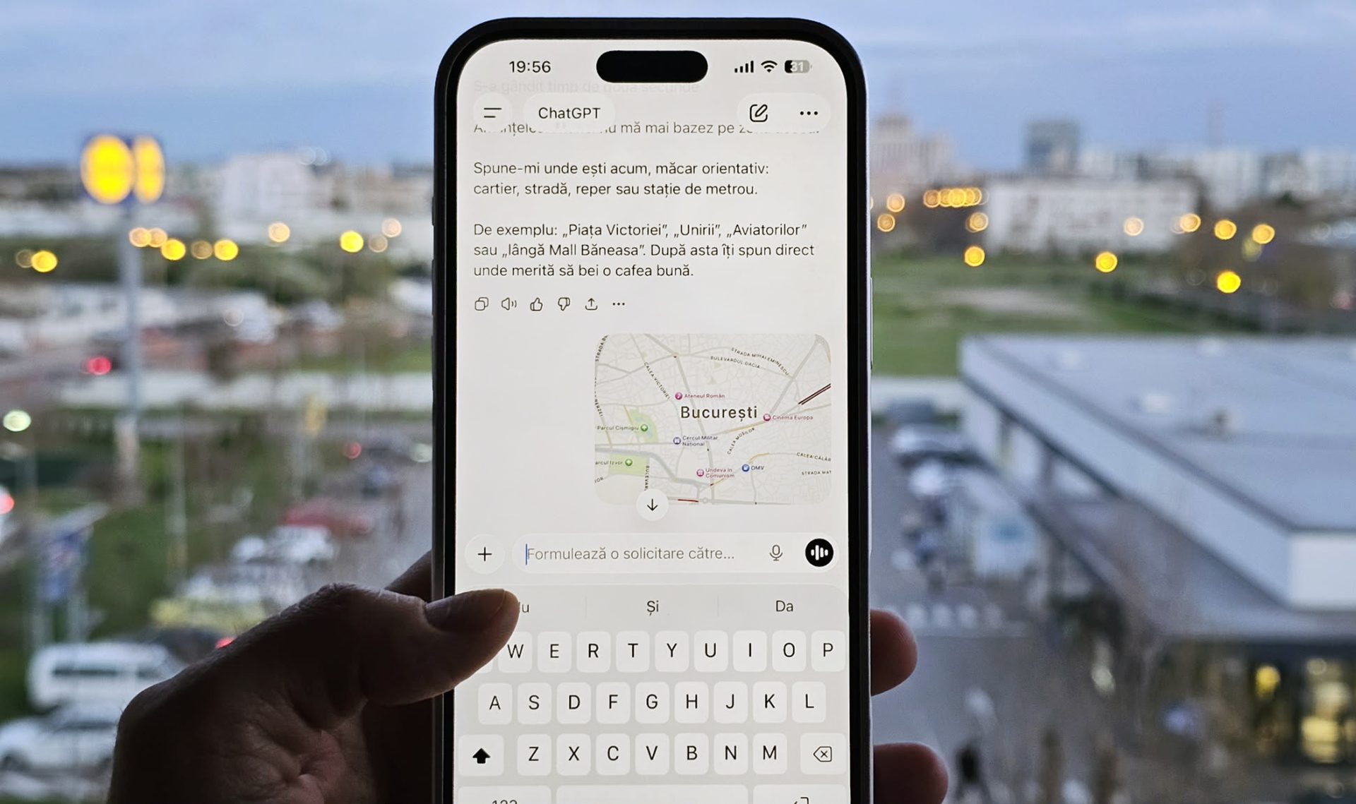 ChatGPT îți poate accesa locația pentru a-ți oferi răspunsuri mai precise, însă există opțiuni pentru a controla cât de multă informație este împărtășită și pentru a proteja confidențialitatea
