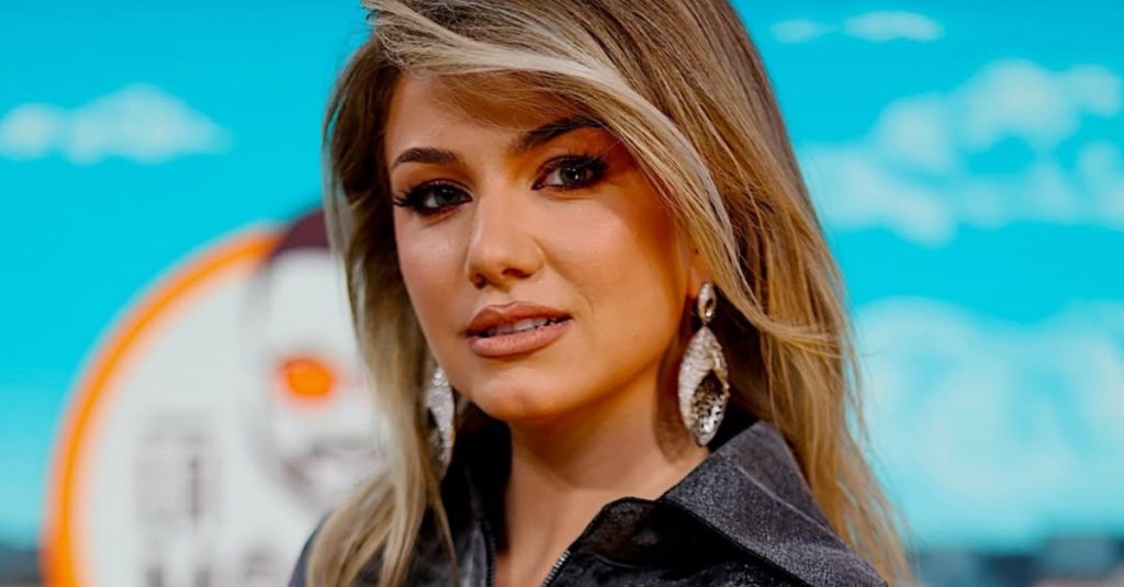 Codruta Filip, plecare misterioasă după divorțul de Valentin Sanfira: Unde a fugit artista