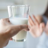 Laptele și boala PARKINSON: Avertisment NEURONAL cu privire la risc