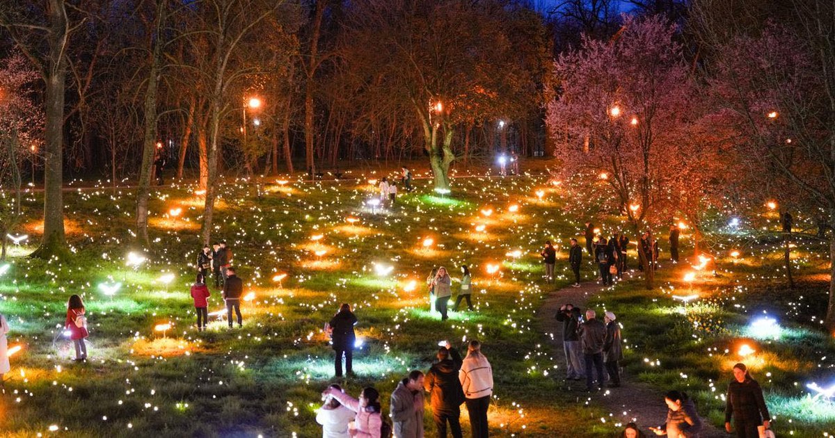 Târgul de Paște de la Craiova. Orașul se transformă într-o lume de poveste: spectacol pe lac și activități pentru întreaga familie