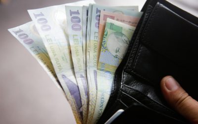 Salariul NET crește: Românii au primit, în februarie, 5.557 lei