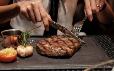 Învață de la MAIȘTRI: Cum prepari ACASĂ un steak PERFECT