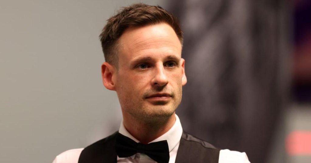 DAVE Gilbert, inspirat de JIMMY White, caută răspunsuri în sănătatea mintală