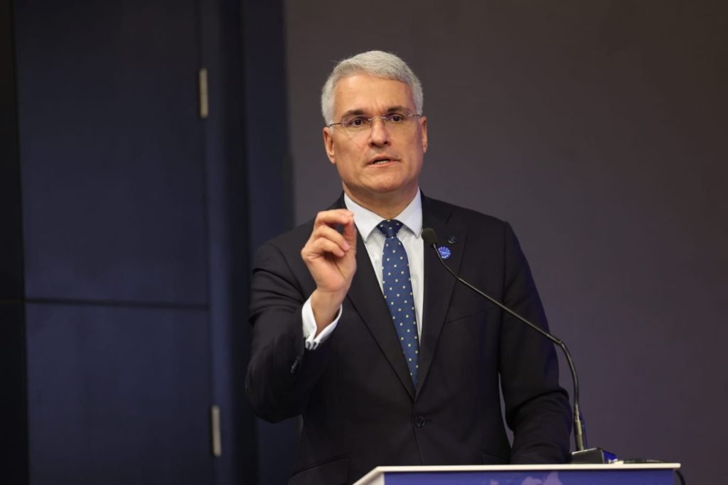 Parchetul European anchetează achiziția de microbuze electrice în România