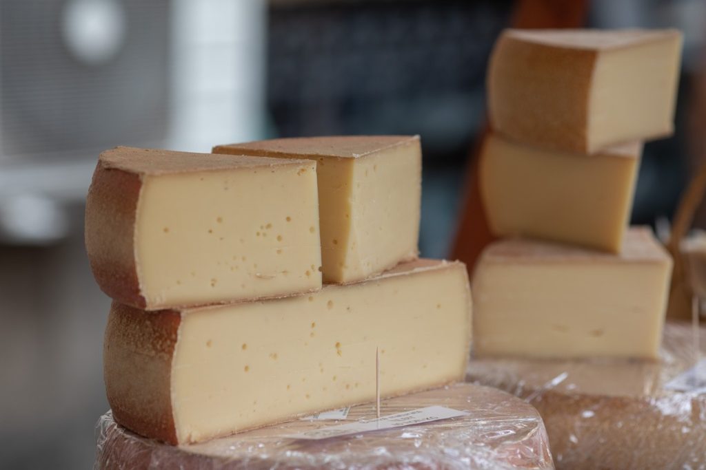 România, ”cheia” pentru China: Un mega-deal cu lactate, dezvăluie presa greacă