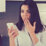 Atenție, români! Ce informații din telefon vă pot goli conturile