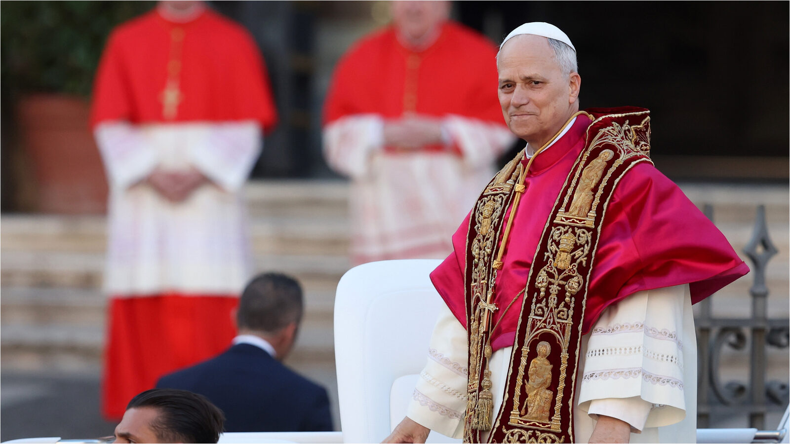 Papa LEON al XIV-lea cheamă la pace în CAMERUN: „Binecuvântați fie pacificatorii”
