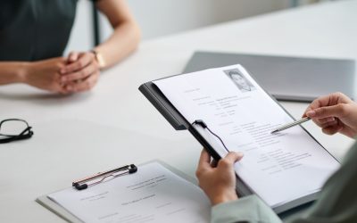 Creștere-record: Cu 24% mai multe aplicații, tinerii caută joburi