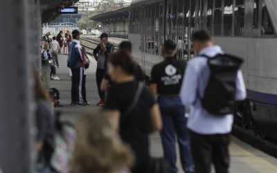 CFR SA scoate la licitație paza Gării de Nord și a sediului din București