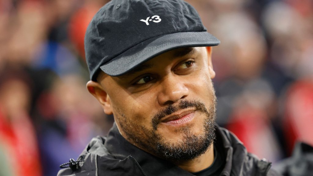 Kompany, amuzat de pretențiile lui Kahn: „Cu brațul și piciorul rupt, la Mondial!”