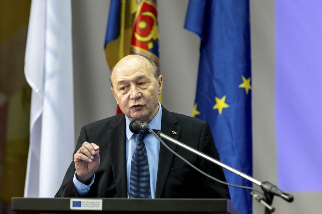 Băsescu, despre ieșirea SUA din NATO: O nouă alianță cu state democratice
