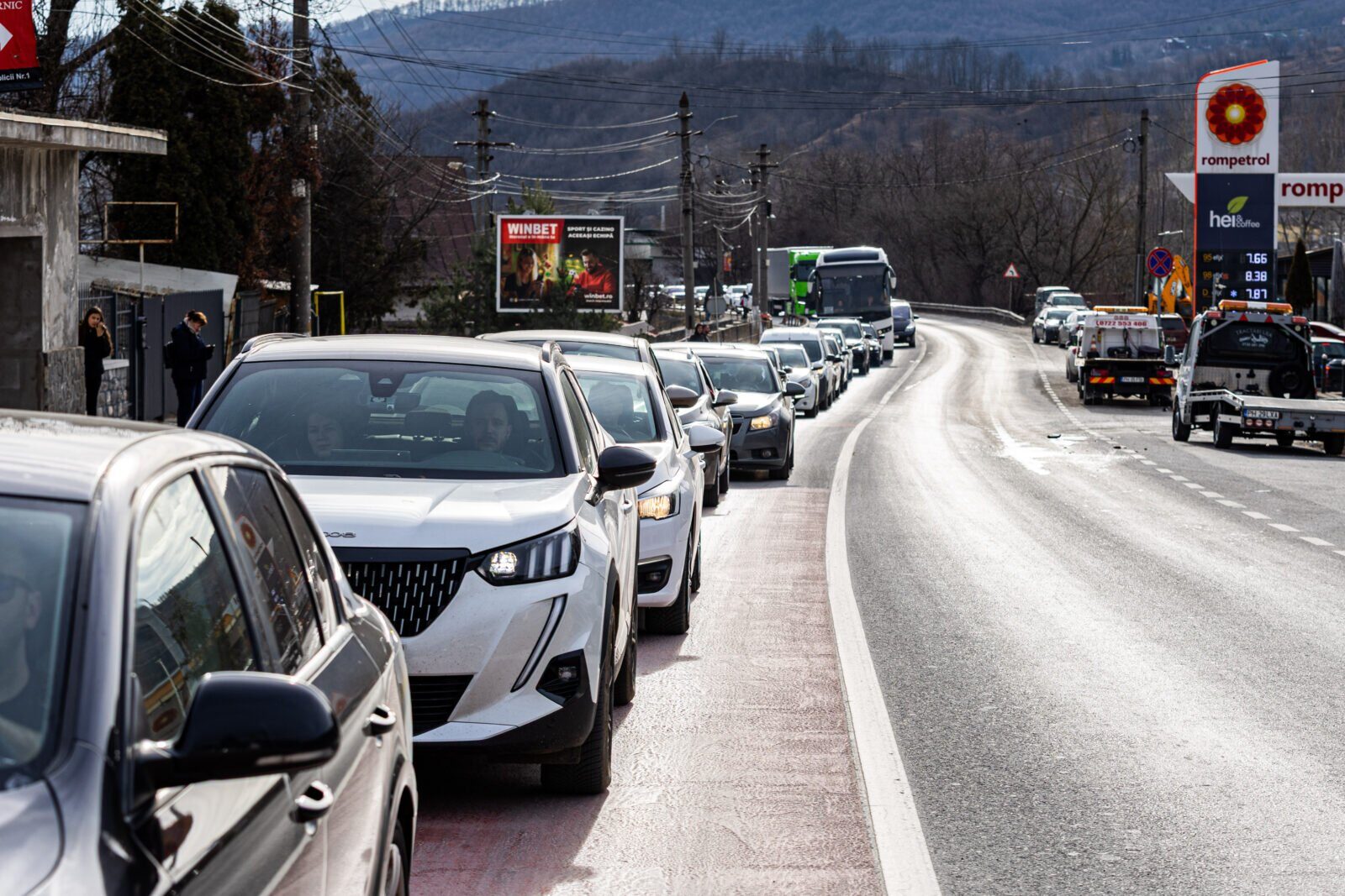 Aglomerație pe DN1: Cozi de la Predeal. Poliția: Alegeți rute alternative!