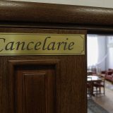 Guvernul ia în calcul plata suplimentară pentru profesori peste 40 de ore