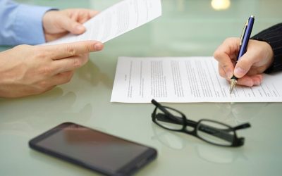 Închis, dar mai puțin: Scade numărul firmelor falimentare în România