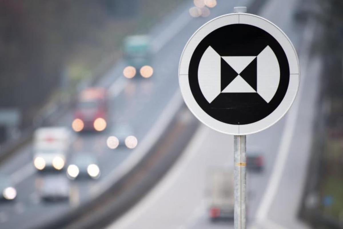 A apărut indicatorul auto cu radar: Ce face, unde a fost montat