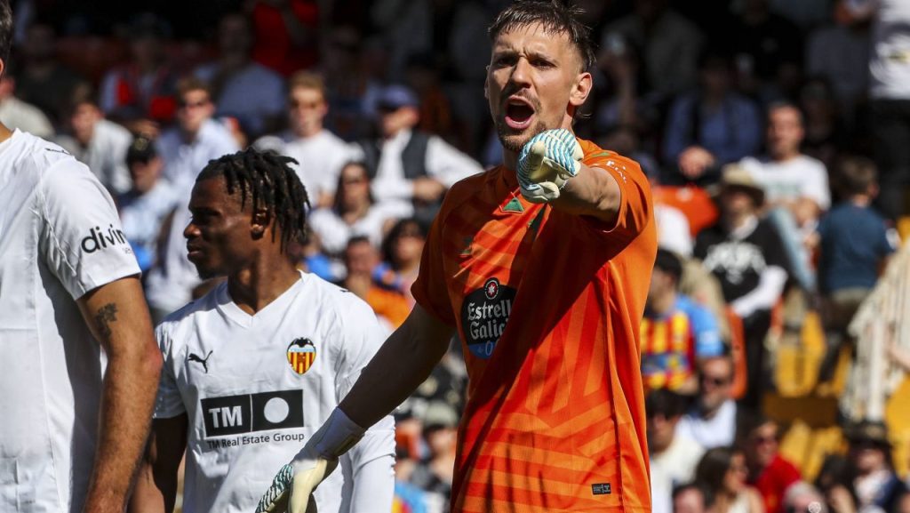 Ionuț Radu, în sferturi Europa league: Freiburg – Celta Vigo! Porto – Nottingham Forest