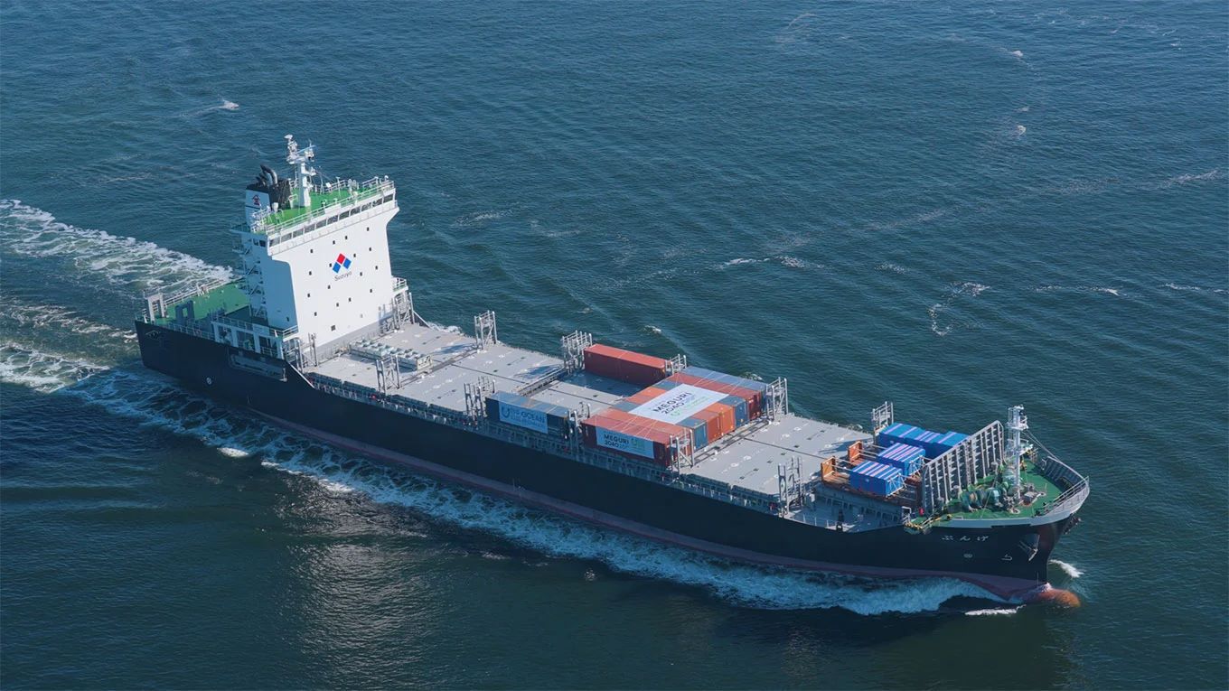 Japonia: Primul vas container autonom din lume a pornit la drum