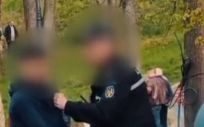 Polițist Local din Craiova, acuzat de brutalitate în parc: Copil agresat