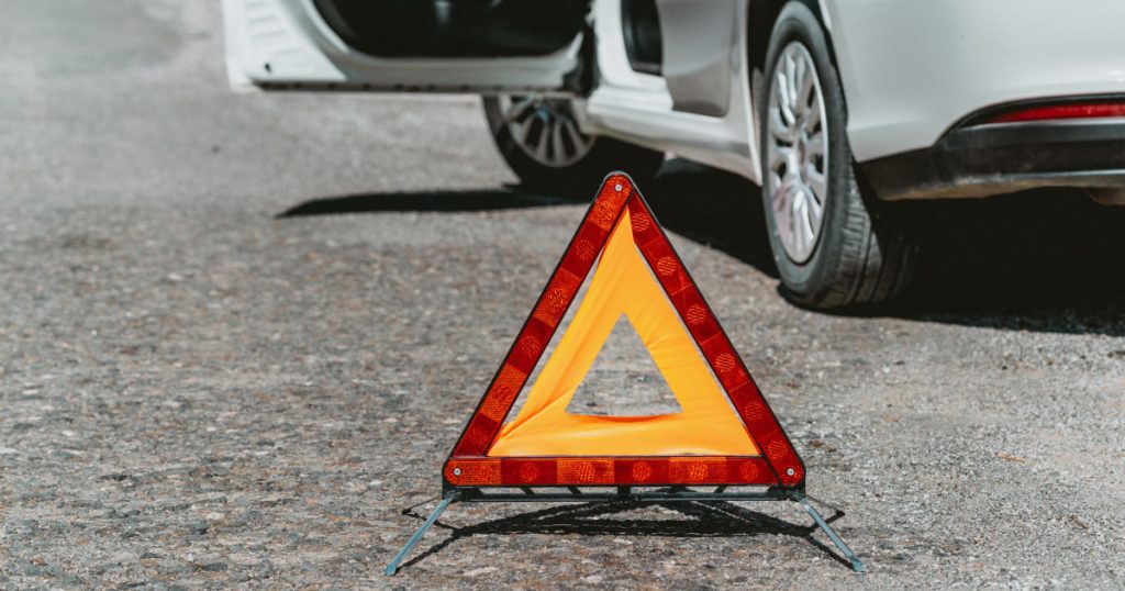 Accident grav pe Valea Oltului: Stop cardio-respirator, DN 7 blocat