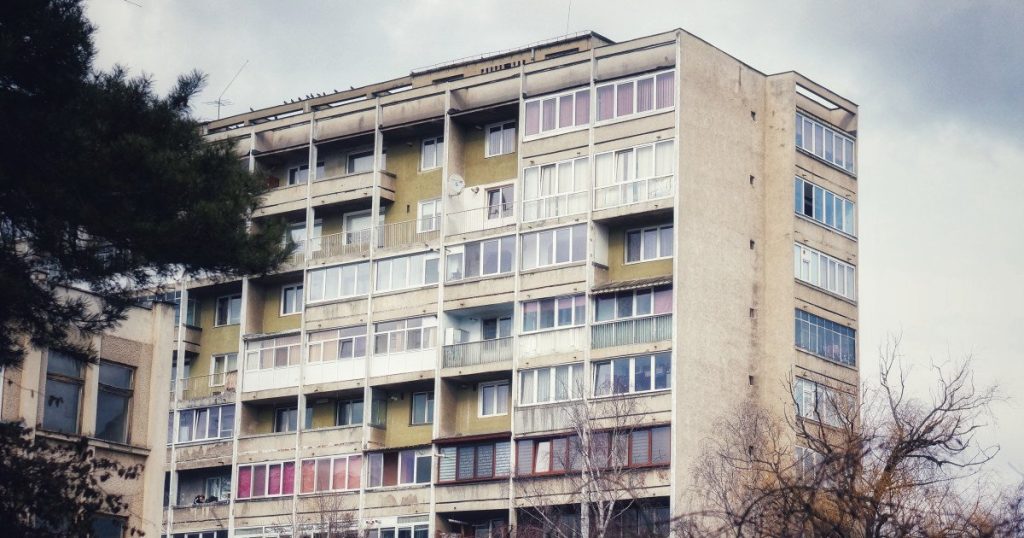 Guvernul crește chiriile pentru locuințele de stat, după aproape două decenii de stagnare