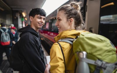 Tineri de 18 ani, călătorii GRATUITE în Europa: Ce trebuie să știi