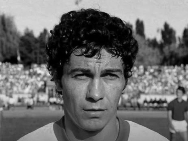 Cine s-ar putea ridica la nivelul lui Mircea Lucescu pe teren